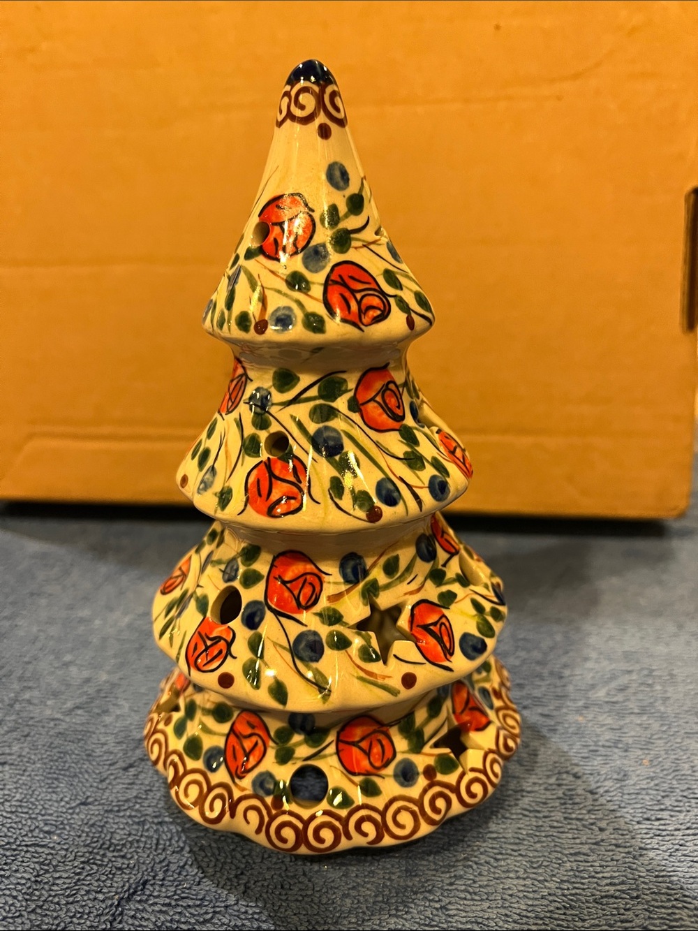 Polish Pottery Hand-Painted Ceramic Christmas Tree with Orange/Red Floral Motif